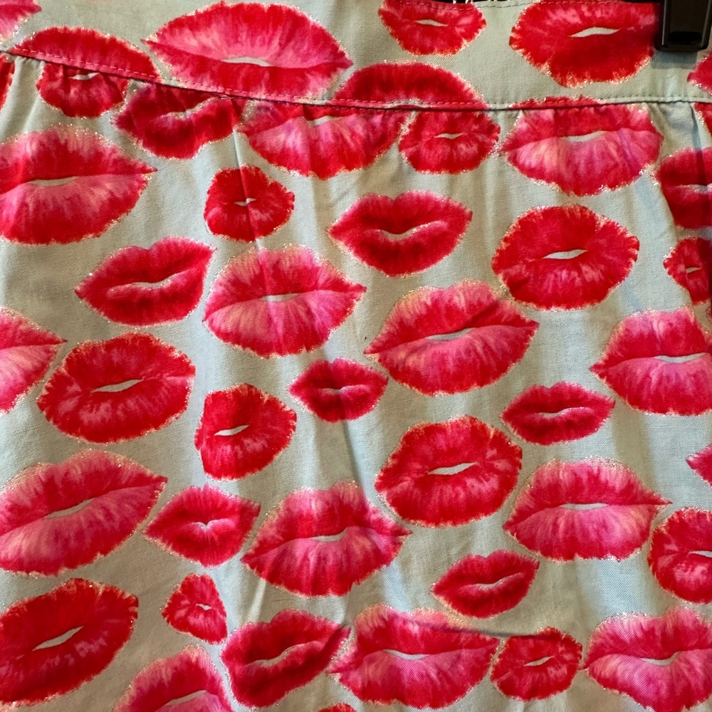 RETROLICIOUS Red & Pink Lips Kiss Print Cotton Skirt Size XL Pockets Glitter - Picture 5 of 7